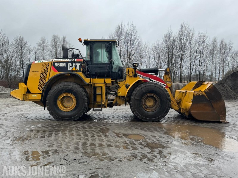 2015 CAT 966M FOREST MACHINE HJULLASTER, VEKT, SENTRALSMØRING, FULL SERVICEHISTORIKK, SKUFFE - Wheel loader: picture 4 2015 CAT 966M FOREST MACHINE HJULLASTER, VEKT, SENTRALSMØRING, FULL SERVICEHISTORIKK, SKUFFE - Wheel loader: picture 4