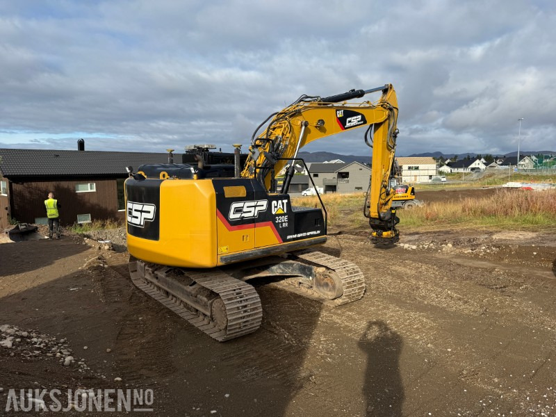 2015 Cat 320ELLR - 8900 timer - Leica GPS - Pusseskuffe - Tiltrotator - Excavator: picture 4 2015 Cat 320ELLR - 8900 timer - Leica GPS - Pusseskuffe - Tiltrotator - Excavator: picture 4