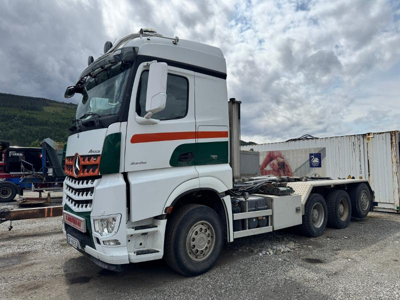 2015 Mercedes-Benz ACTROS - Hook lift truck: picture 1 2015 Mercedes-Benz ACTROS - Hook lift truck: picture 1