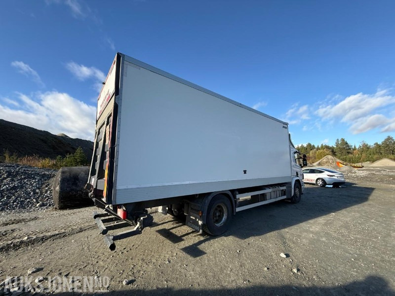 2015 Scania P280 DB 4x2 MNB Euro 6 – Zepro bakløfter – 267 700 km - Box truck: picture 5 2015 Scania P280 DB 4x2 MNB Euro 6 – Zepro bakløfter – 267 700 km - Box truck: picture 5