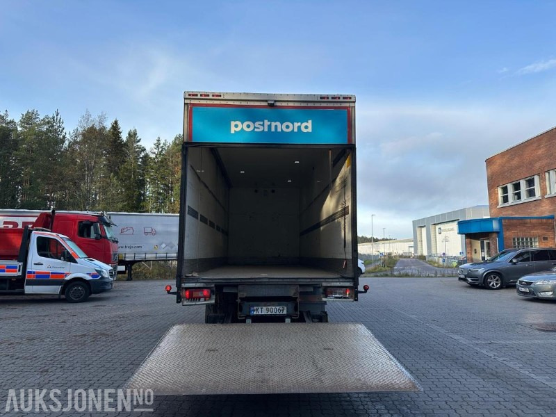 2015 Volvo FE 320 4x2 Euro6 skapbil med bakløft full sideåpning 18 Paller. - Box truck: picture 4 2015 Volvo FE 320 4x2 Euro6 skapbil med bakløft full sideåpning 18 Paller. - Box truck: picture 4