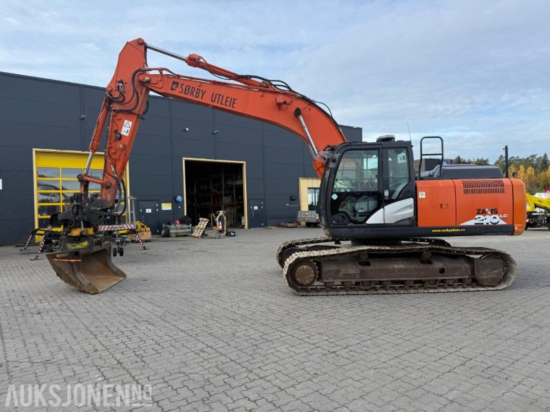 2016 Hitachi Zaxiz 210LC BELTEGRAVER ENGCON TILTROTATOR SERVICEHISTORIKK. - Excavator: picture 3 2016 Hitachi Zaxiz 210LC BELTEGRAVER ENGCON TILTROTATOR SERVICEHISTORIKK. - Excavator: picture 3