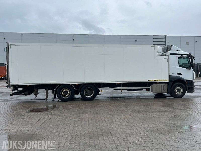 2016 Mercedes-Benz Antos skapbil med kjøling, baklem Euro 6, lav km! - Box truck: picture 4 2016 Mercedes-Benz Antos skapbil med kjøling, baklem Euro 6, lav km! - Box truck: picture 4