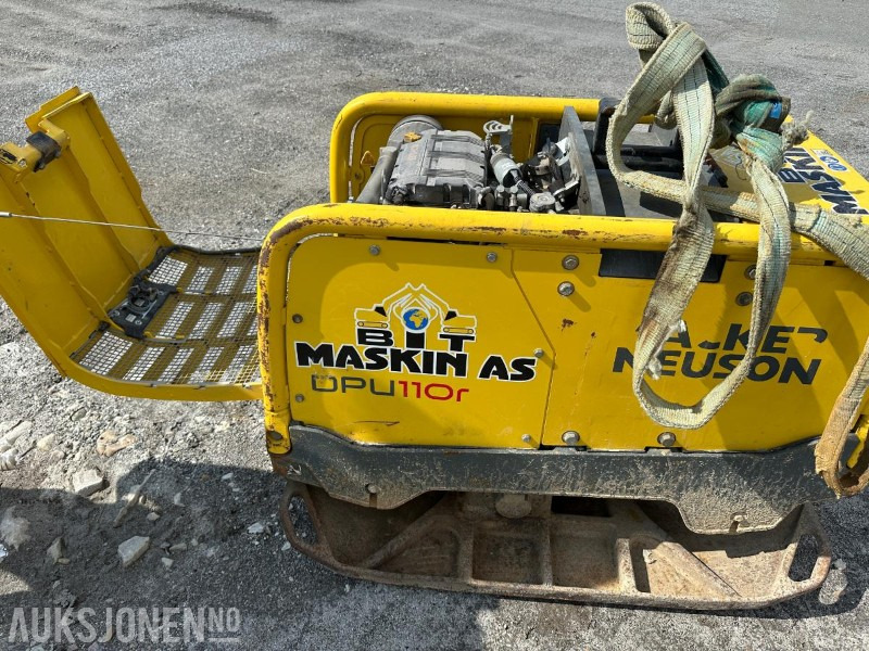 2016 Wacker Neuson DPU110rLem970 - 142 timer - VIBROPLATE - Roller: picture 3 2016 Wacker Neuson DPU110rLem970 - 142 timer - VIBROPLATE - Roller: picture 3