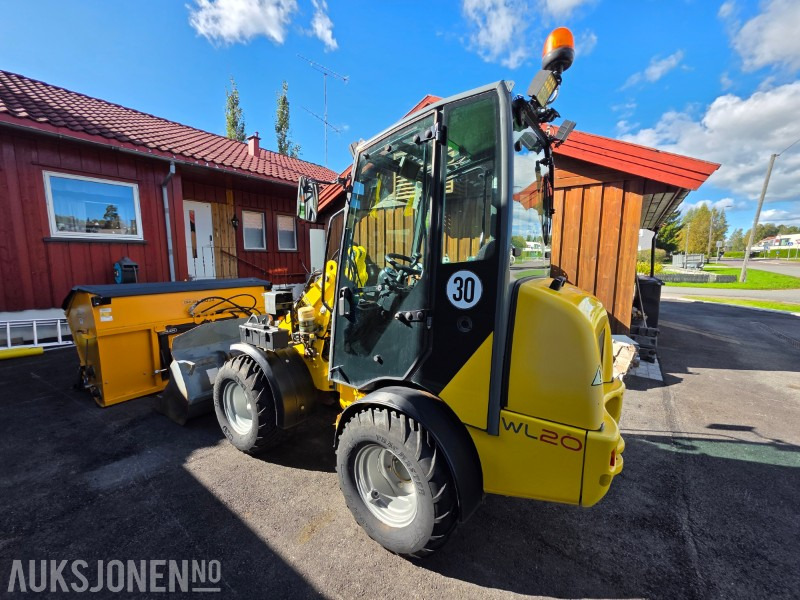 2016 Wacker neuson WL20 hjullaster - Graveskuff 146 cm - 2015 SE Pallegafler - Trejon VP 2.1 Snøskjær - Wheel loader: picture 3 2016 Wacker neuson WL20 hjullaster - Graveskuff 146 cm - 2015 SE Pallegafler - Trejon VP 2.1 Snøskjær - Wheel loader: picture 3
