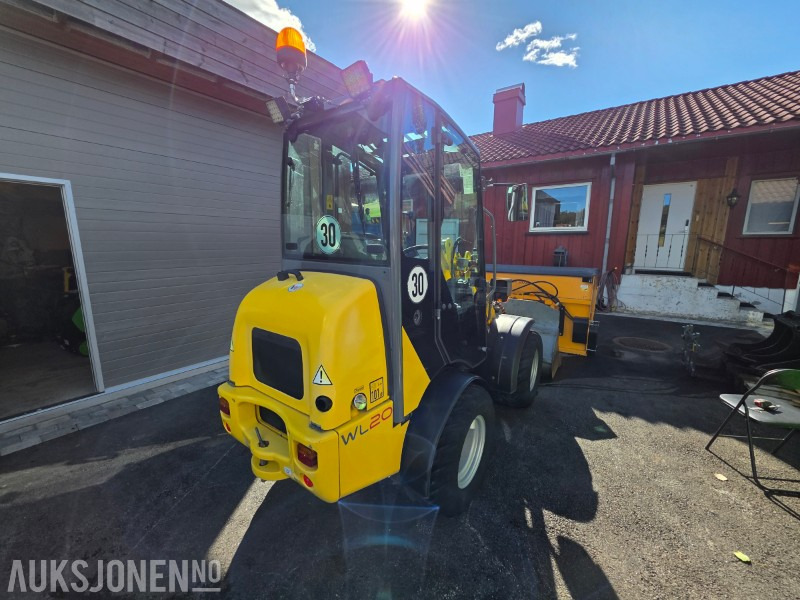 2016 Wacker neuson WL20 hjullaster - Graveskuff 146 cm - 2015 SE Pallegafler - Trejon VP 2.1 Snøskjær - Wheel loader: picture 5 2016 Wacker neuson WL20 hjullaster - Graveskuff 146 cm - 2015 SE Pallegafler - Trejon VP 2.1 Snøskjær - Wheel loader: picture 5