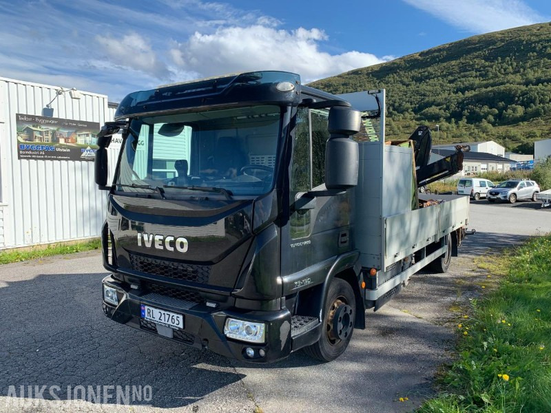 2017 Iveco Eurocargo kranbil automat ryggekamera HIAB XS 055 kran - Crane truck: picture 1 2017 Iveco Eurocargo kranbil automat ryggekamera HIAB XS 055 kran - Crane truck: picture 1