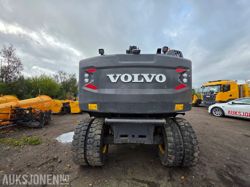 2017 Volvo EW160E Hjulgraver 18 tonn - Engon tiltrotator - Pusseskuff - Graveskuff - Sentralsmøring - Tillegshydraulikk - Excavator: picture 4 2017 Volvo EW160E Hjulgraver 18 tonn - Engon tiltrotator - Pusseskuff - Graveskuff - Sentralsmøring - Tillegshydraulikk - Excavator: picture 4