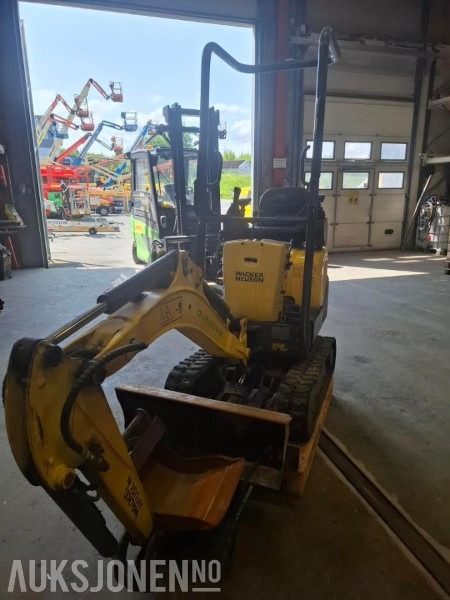 2017 Wacker Minigraver E08-01 - medfølger flere skuffer! - Mini excavator: picture 2 2017 Wacker Minigraver E08-01 - medfølger flere skuffer! - Mini excavator: picture 2