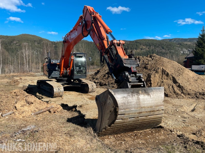 2018 Hitachi ZX210 LC-6/Rototilt/OilQuick/Leica GPS/Kamera/LED - Excavator: picture 2 2018 Hitachi ZX210 LC-6/Rototilt/OilQuick/Leica GPS/Kamera/LED - Excavator: picture 2