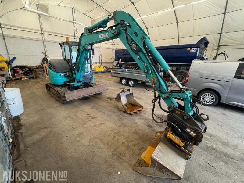 2018 Kobelco SK55SRX-6 - 2 skuffer - tiltrotator - sertifisert til 10/25 - 3 663 motortimer - Excavator: picture 2 2018 Kobelco SK55SRX-6 - 2 skuffer - tiltrotator - sertifisert til 10/25 - 3 663 motortimer - Excavator: picture 2