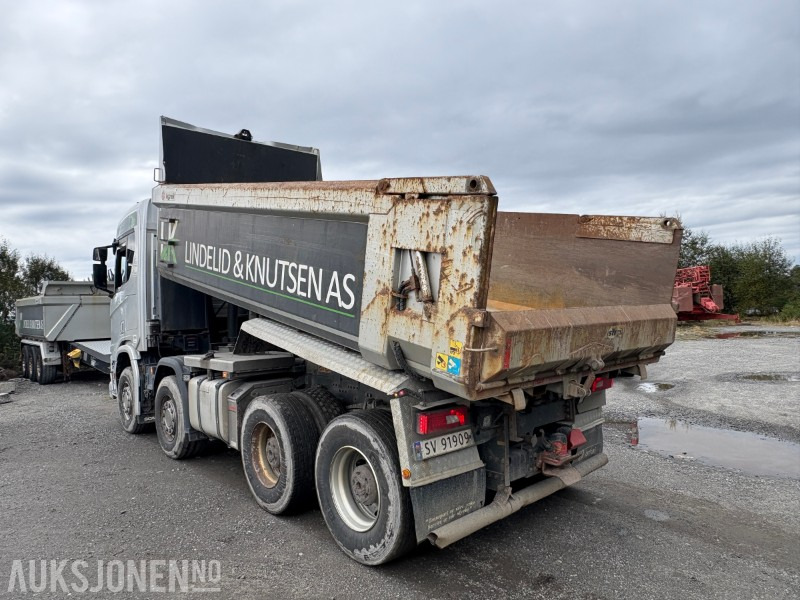 2018 Scania R500 tippbil - 8X4 - Istrail m/hydraulisk stor baklem - rullestolheis - MYE utstyr på denne bilen - Tipper: picture 4 2018 Scania R500 tippbil - 8X4 - Istrail m/hydraulisk stor baklem - rullestolheis - MYE utstyr på denne bilen - Tipper: picture 4