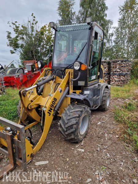 2018 Sino 908 hjullaster med skuffe, pallegaffel og tømmerklype - Wheel loader: picture 2 2018 Sino 908 hjullaster med skuffe, pallegaffel og tømmerklype - Wheel loader: picture 2