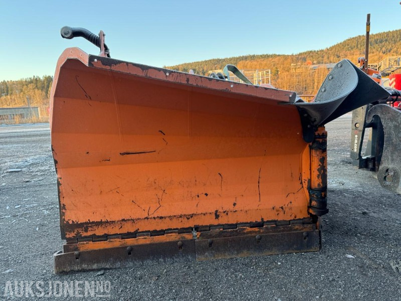 Construction equipment 2018 Tellefsdal V90 V-plog / 3200: picture 1