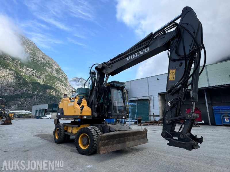 2018 Volvo EW210D Hjulgraver - S70 HK feste - Sentralsmøring - Hammerhydraulikk/tilleggshydraulikk - Multi-X - 1 tannskuffe - Excavator: picture 3 2018 Volvo EW210D Hjulgraver - S70 HK feste - Sentralsmøring - Hammerhydraulikk/tilleggshydraulikk - Multi-X - 1 tannskuffe - Excavator: picture 3