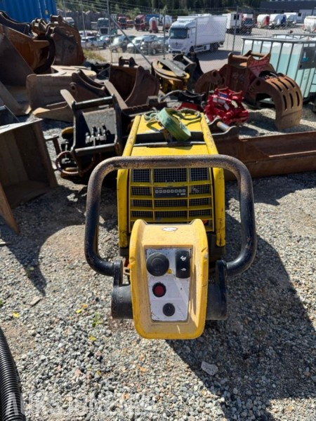 2018 Wacker Neuson DPU80 vibroplate / 771kg - Roller: picture 3 2018 Wacker Neuson DPU80 vibroplate / 771kg - Roller: picture 3