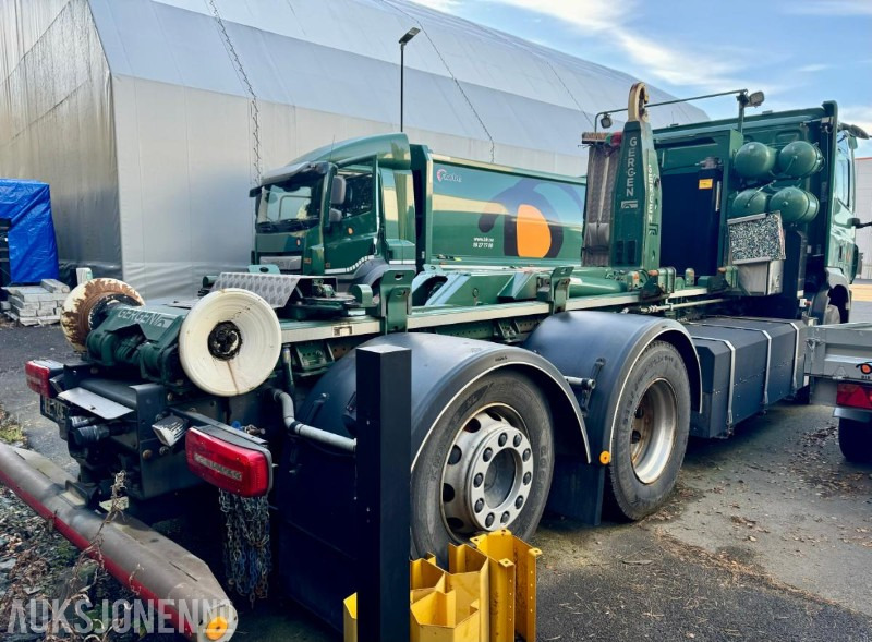 2019 Emoss 2828 - Krokbil - Km: 60531 - Hook lift truck: picture 4 2019 Emoss 2828 - Krokbil - Km: 60531 - Hook lift truck: picture 4