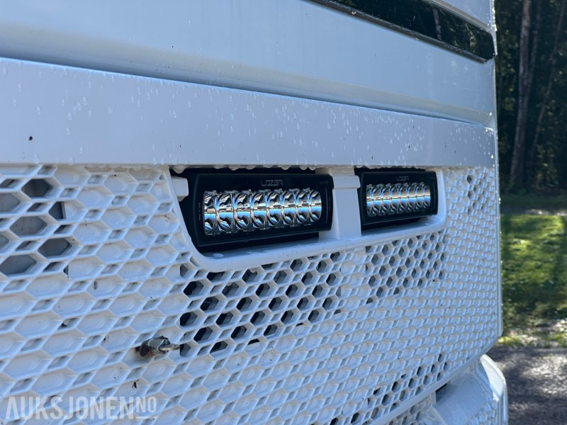 2019 Volvo FH 500 med Krone kapelltralle og dolly – Modulvogntog med full sideåpning - euro 6 - Box truck: picture 5 2019 Volvo FH 500 med Krone kapelltralle og dolly – Modulvogntog med full sideåpning - euro 6 - Box truck: picture 5