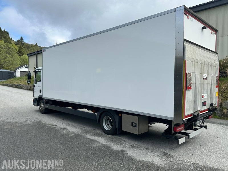 2020 MAN TGL 8.220 4x2 BL - Skapbil - Box truck: picture 3 2020 MAN TGL 8.220 4x2 BL - Skapbil - Box truck: picture 3