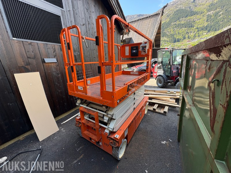 2020 Snorkel S4732E sakselift KUN 1:10 timer! - Aerial platform: picture 1 2020 Snorkel S4732E sakselift KUN 1:10 timer! - Aerial platform: picture 1
