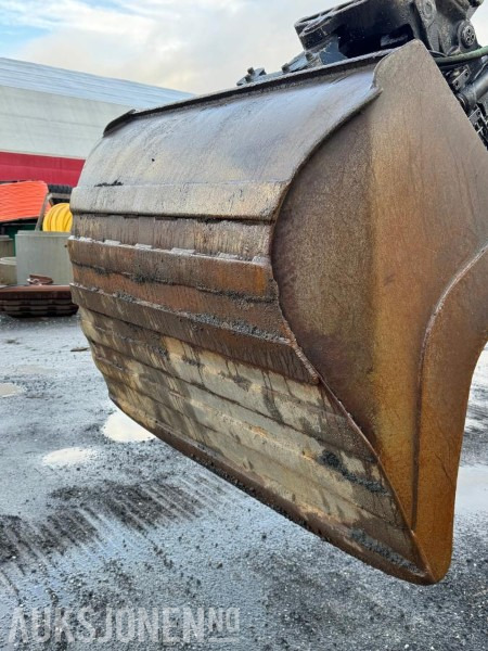 Excavator 2020 Volvo ECR 235EL Gravemaskin - S70 feste - Pusskuffe - Sentralsmøring - bunkringspumpe - Tiltrotator - Pusskuffe - Sertifisert: picture 18 Excavator 2020 Volvo ECR 235EL Gravemaskin - S70 feste - Pusskuffe - Sentralsmøring - bunkringspumpe - Tiltrotator - Pusskuffe - Sertifisert: picture 18