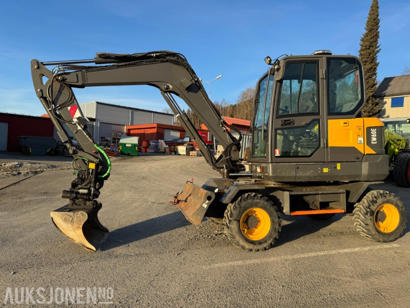 2020 Volvo EW60E HJULGRAVER MED TILTROTATOR OG 2 SKUFFER - Excavator: picture 1 2020 Volvo EW60E HJULGRAVER MED TILTROTATOR OG 2 SKUFFER - Excavator: picture 1