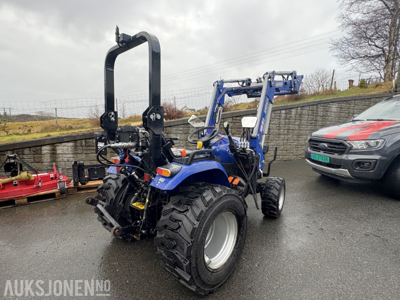 2021 Farmtrac 26H 4WD - KUN 98 timer! - mye tilbehør / ekstra utstyr| - Farm tractor: picture 3 2021 Farmtrac 26H 4WD - KUN 98 timer! - mye tilbehør / ekstra utstyr| - Farm tractor: picture 3