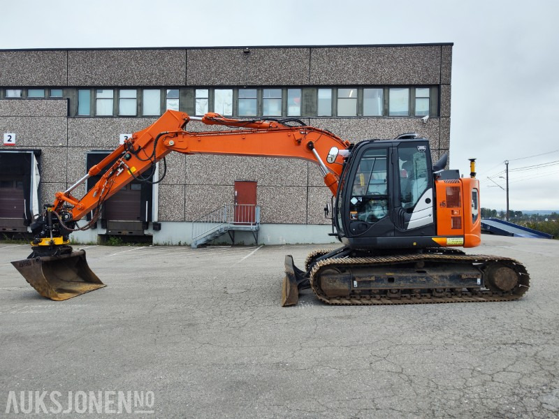 2021 Hitachi ZX135US-6 med 3D maskinstyring, tiltrotator og 3 skuffer - Excavator: picture 1 2021 Hitachi ZX135US-6 med 3D maskinstyring, tiltrotator og 3 skuffer - Excavator: picture 1