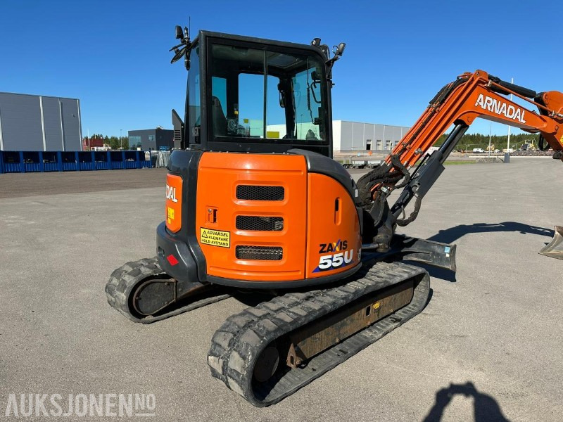 2021 Hitachi ZX55U-6 CLR gravemaskin / rotortilt / Pigghammer / 3 skuffer / 2298 timer - Excavator: picture 4 2021 Hitachi ZX55U-6 CLR gravemaskin / rotortilt / Pigghammer / 3 skuffer / 2298 timer - Excavator: picture 4