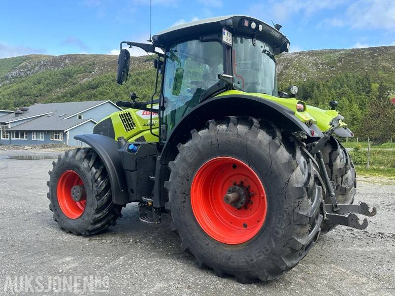 2022 Claas Axion 870 - 4x4 – Kløtsjfritt vendegir - GPS klar - Ryggekamera - 2 Sett dekk - 2261 Timer - Farm tractor: picture 3 2022 Claas Axion 870 - 4x4 – Kløtsjfritt vendegir - GPS klar - Ryggekamera - 2 Sett dekk - 2261 Timer - Farm tractor: picture 3