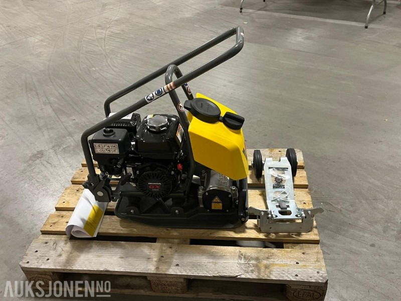 2022 Wacker vibroplate BPS1030Aw 56kg - ikke brukt! - Roller: picture 3 2022 Wacker vibroplate BPS1030Aw 56kg - ikke brukt! - Roller: picture 3