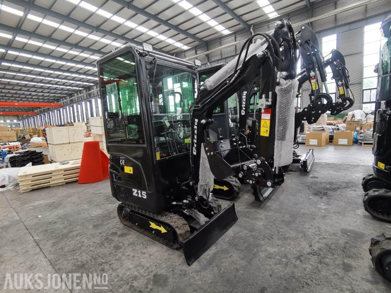 2025 Andre Grizzly Z15 Pro - m/Hytte & Teleskopunderstell - Mini excavator: picture 4 2025 Andre Grizzly Z15 Pro - m/Hytte & Teleskopunderstell - Mini excavator: picture 4
