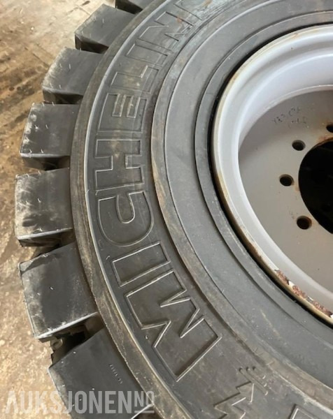 4 stk Michelin 14.00 R24 anleggsdekk med felg - ny gummibane - Construction equipment: picture 5 4 stk Michelin 14.00 R24 anleggsdekk med felg - ny gummibane - Construction equipment: picture 5