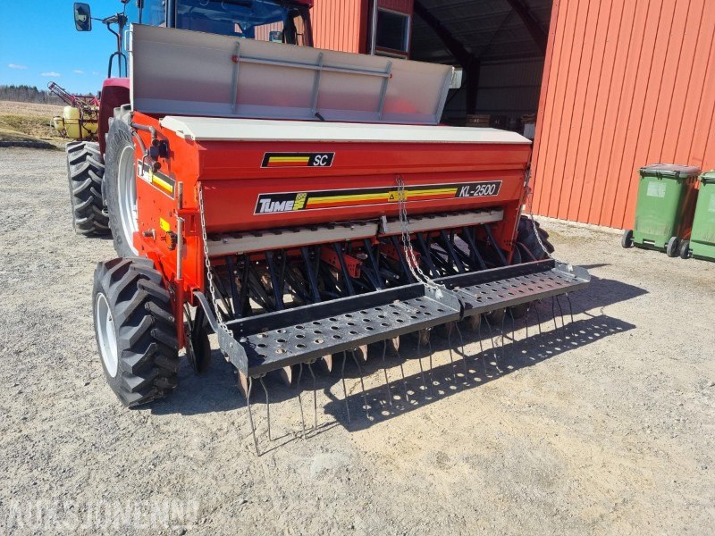 1995 Tume såmaskin KL2500 - Agricultural machinery: picture 4 1995 Tume såmaskin KL2500 - Agricultural machinery: picture 4