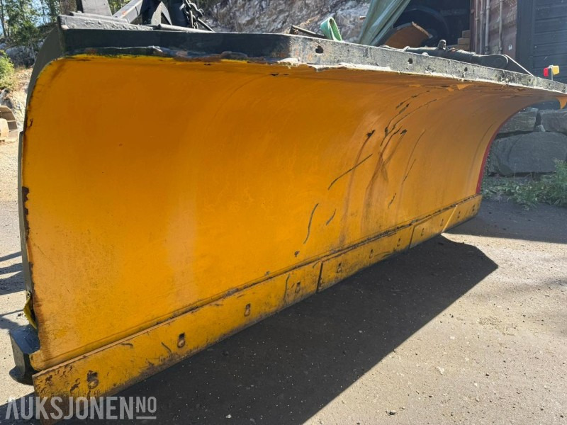 1996 Tellefsdal K3300S Kommunalblad m/ paralellogram - Agricultural machinery: picture 3 1996 Tellefsdal K3300S Kommunalblad m/ paralellogram - Agricultural machinery: picture 3