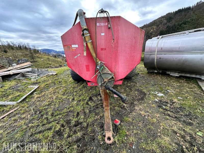 Agricultural machinery 2005 MOI BG 8 Gjødselvogn m/Vogelsang spreder: picture 8
