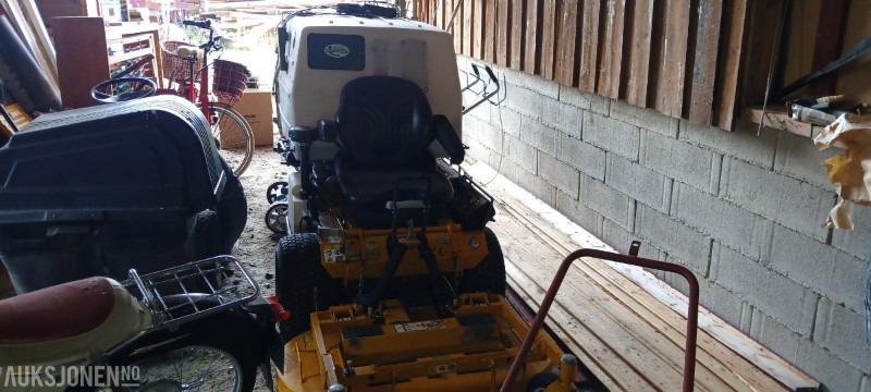2015 Walker Gressklipper med høyttippende oppsamler - Agricultural machinery: picture 2 2015 Walker Gressklipper med høyttippende oppsamler - Agricultural machinery: picture 2
