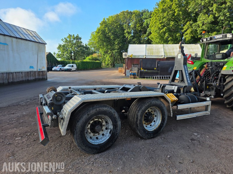 2016 STRONGA HOOKLOADA STRONGA Kroktilhenger - Tillatt totaltvekt 22000 kg - Agricultural machinery: picture 4 2016 STRONGA HOOKLOADA STRONGA Kroktilhenger - Tillatt totaltvekt 22000 kg - Agricultural machinery: picture 4