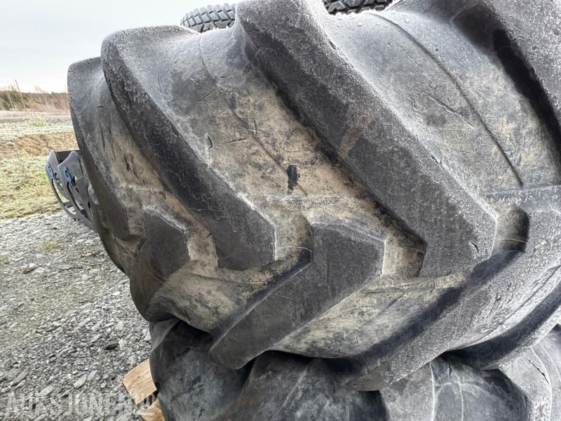 2017 Michelin XMCL 480/70 R28 – 2 stk brukte traktordekk - Agricultural machinery: picture 3 2017 Michelin XMCL 480/70 R28 – 2 stk brukte traktordekk - Agricultural machinery: picture 3