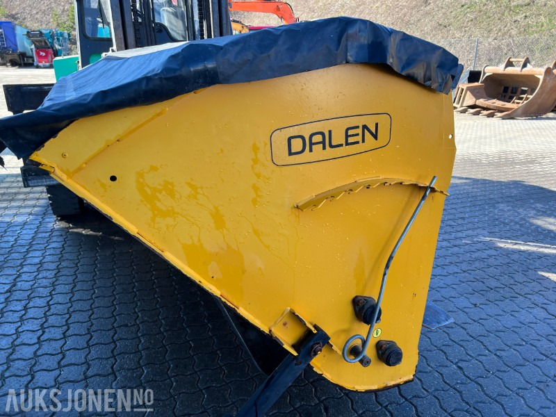 2022 Dalen 2034-WU - 1500 liter Sandstrøer - Hel og fin - Agricultural machinery: picture 2 2022 Dalen 2034-WU - 1500 liter Sandstrøer - Hel og fin - Agricultural machinery: picture 2