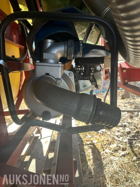 Hardi åkersprøyte 400 liter med sidebommer. - Agricultural machinery: picture 5 Hardi åkersprøyte 400 liter med sidebommer. - Agricultural machinery: picture 5