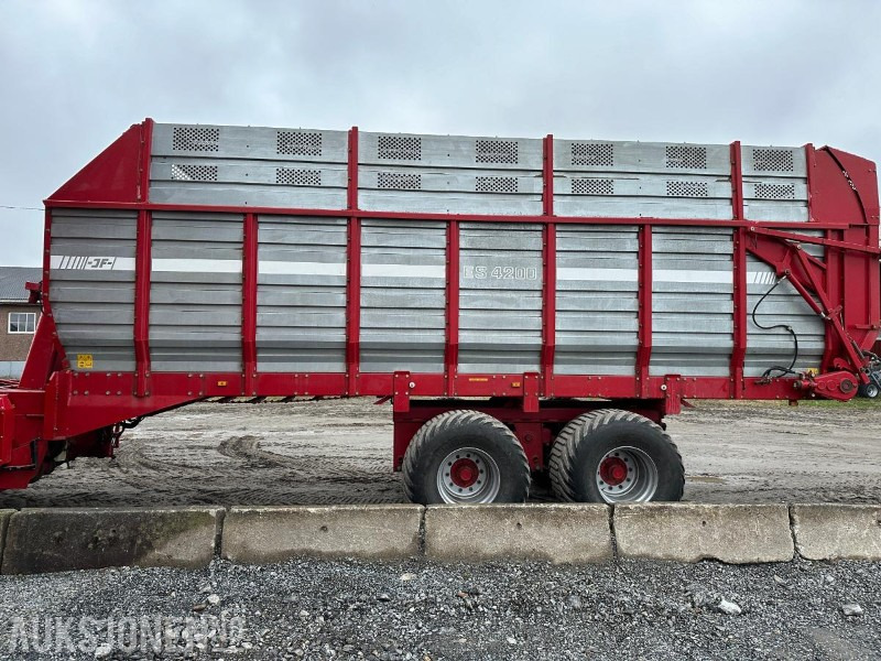 JF ES4200 - SNITTEVOGN - Agricultural machinery: picture 4 JF ES4200 - SNITTEVOGN - Agricultural machinery: picture 4