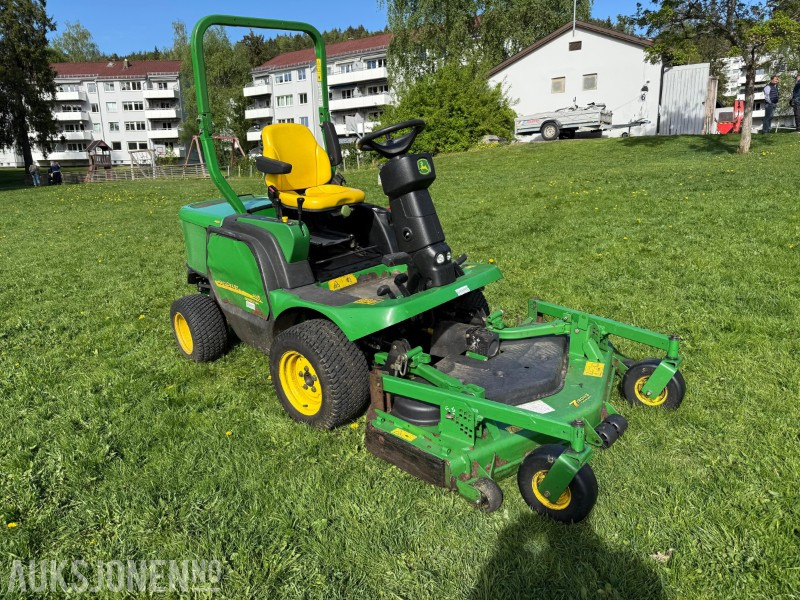 John Deere 1445 sitteklipper, Series 2, 4WD, Tilhengerfeste - Agricultural machinery: picture 3 John Deere 1445 sitteklipper, Series 2, 4WD, Tilhengerfeste - Agricultural machinery: picture 3