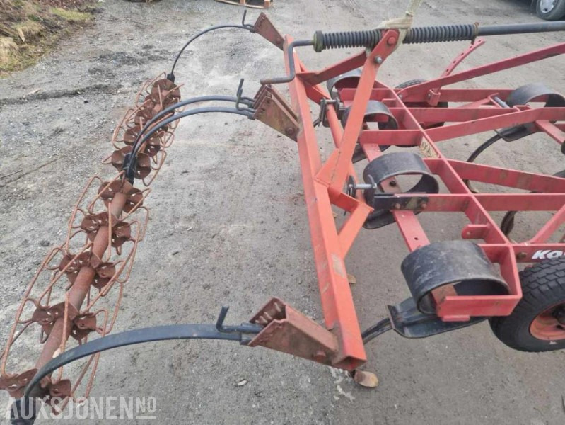 Kongskilde Vibroflex 7 thinner med etterharv. - Agricultural machinery: picture 3 Kongskilde Vibroflex 7 thinner med etterharv. - Agricultural machinery: picture 3