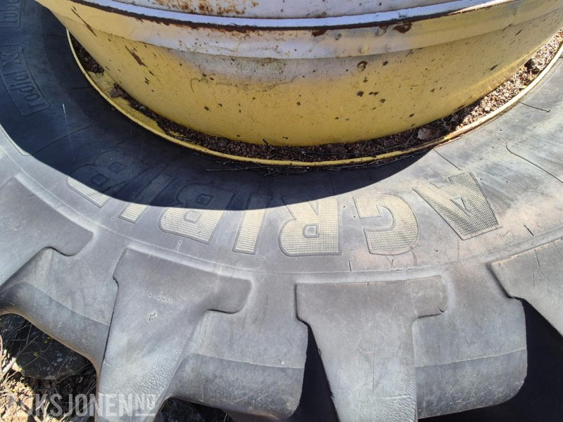 Michelin AGRIBIB 20.8R38 Tvillinhjul - Agricultural machinery: picture 4 Michelin AGRIBIB 20.8R38 Tvillinhjul - Agricultural machinery: picture 4