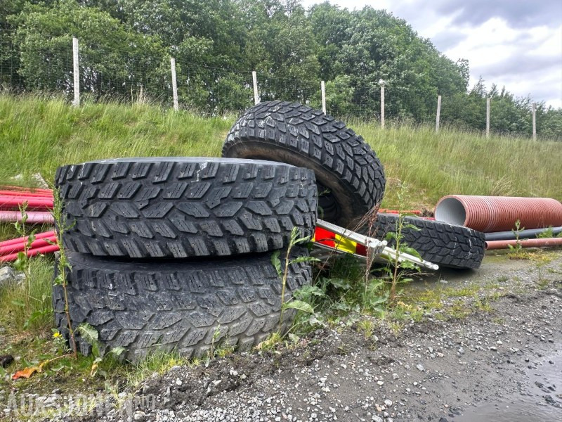 Nokian Hakkapelitta - Vinterhjul til JCB Fastrac 8310 - Agricultural machinery: picture 1 Nokian Hakkapelitta - Vinterhjul til JCB Fastrac 8310 - Agricultural machinery: picture 1