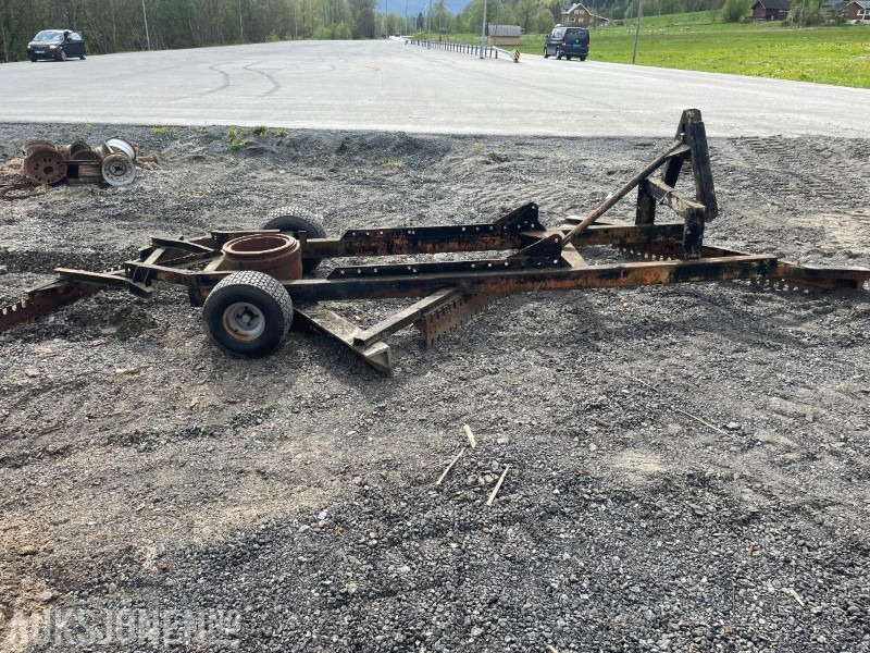 Skrapeslodd / Vegslodd med triangelfeste - Agricultural machinery: picture 2 Skrapeslodd / Vegslodd med triangelfeste - Agricultural machinery: picture 2