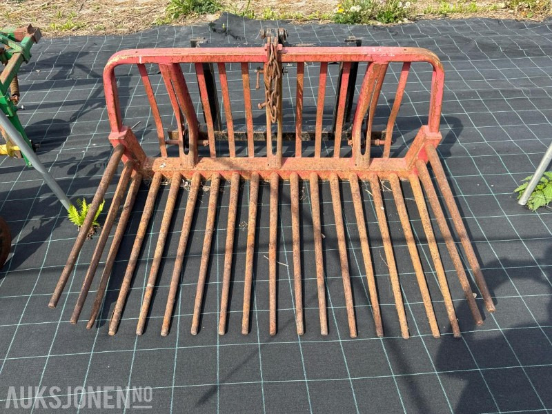 Steinsvans - Agricultural machinery: picture 2 Steinsvans - Agricultural machinery: picture 2
