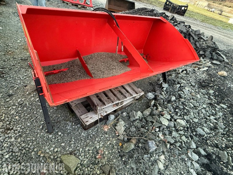 Tokvam Sandstrøer SMA 1600 - Agricultural machinery: picture 1 Tokvam Sandstrøer SMA 1600 - Agricultural machinery: picture 1