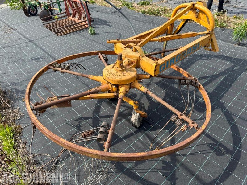 Vender - Agricultural machinery: picture 5 Vender - Agricultural machinery: picture 5
